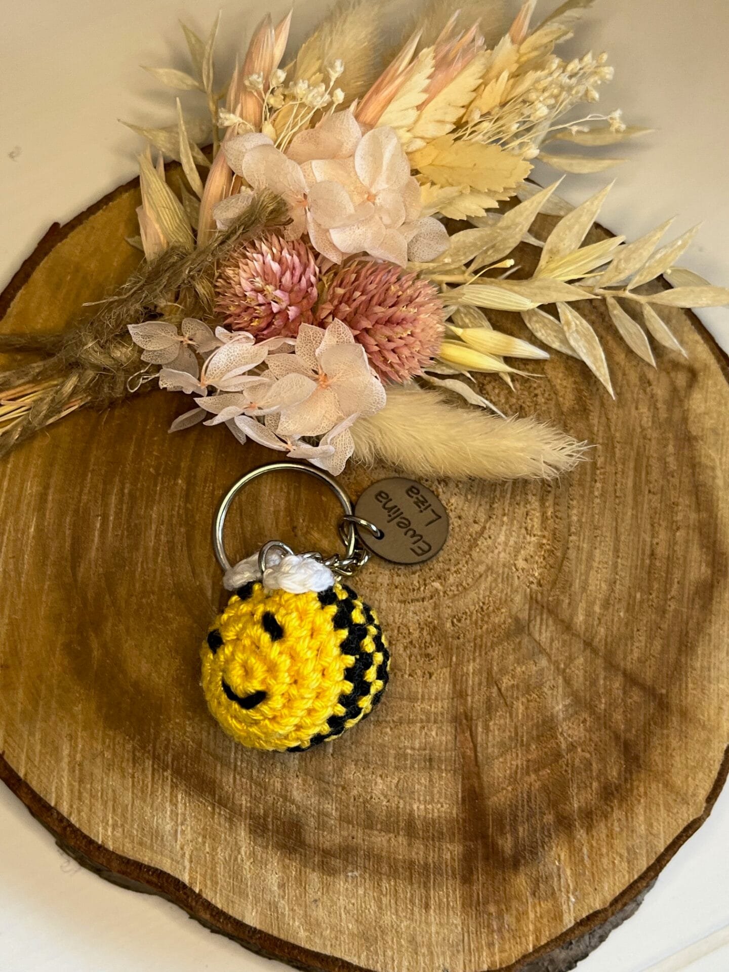 Bee Key Chain | Bumble bee key chain | Bienen Schlüsselanhänger | Handmade by Ewelina Liza
