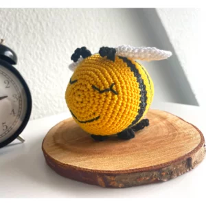 Bumblebee Amigurumi - Handmade by Ewelina Liza