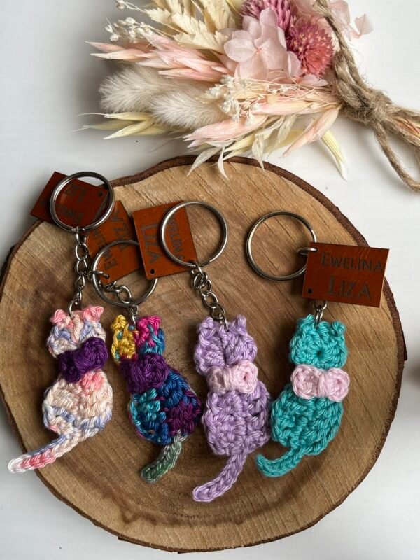 Cat key chain | Katzen Schlüsselanhänger. Handmade by Ewelina Liza