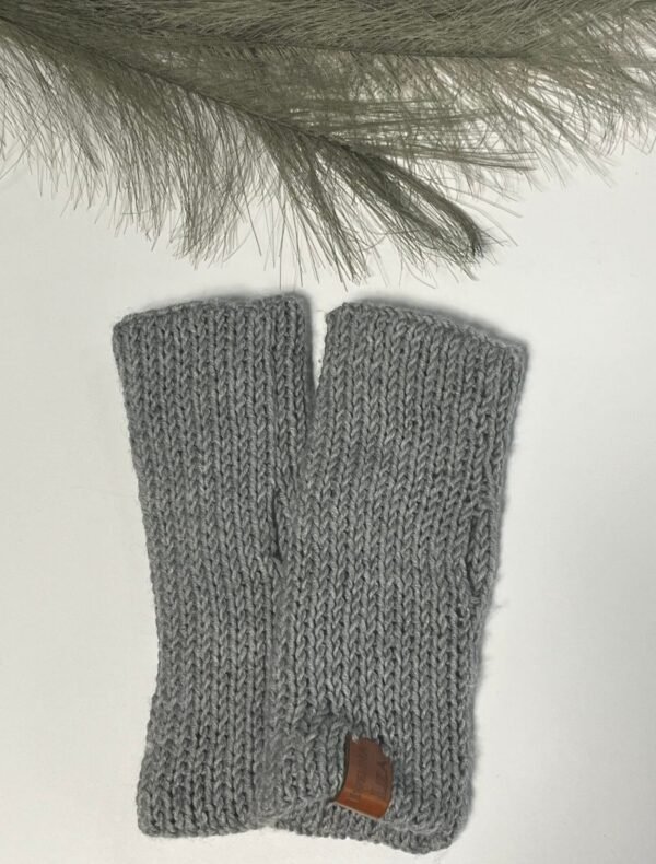 Handstulpen | fingerless gloves. Handmade by Ewelina Liza